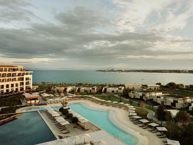 Anda Barut Collection
