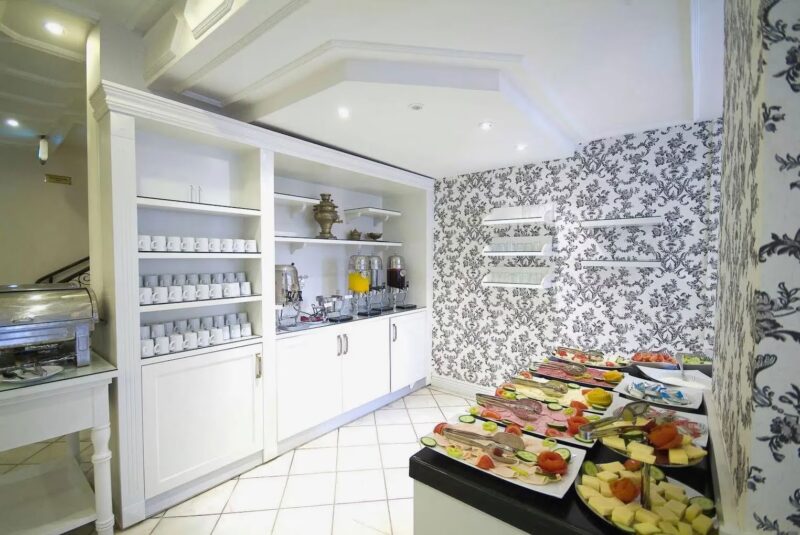 Avicenna Hotel