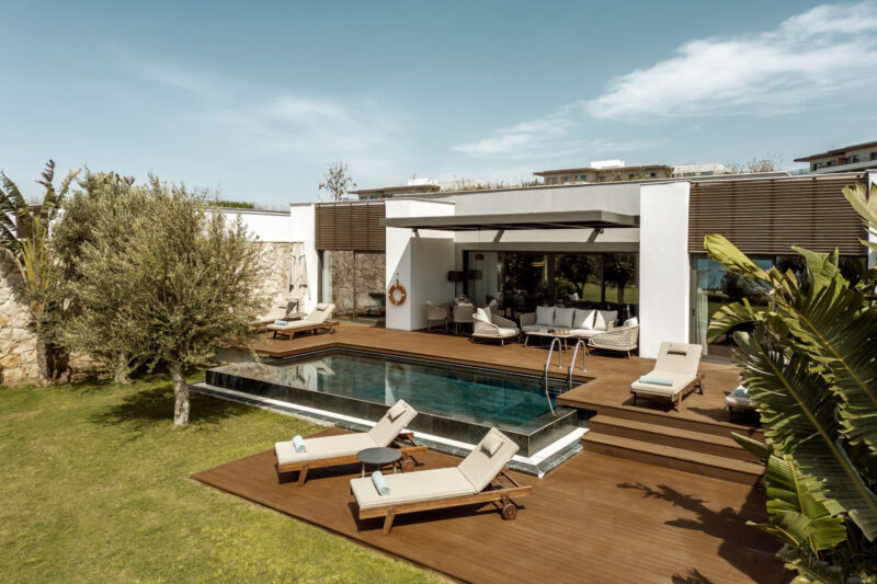 Bayou Anda Luxury Suites & Villas
