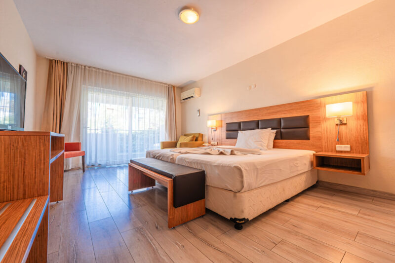 Begonville Hotel