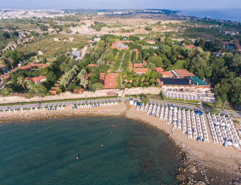 Can Garden Beach