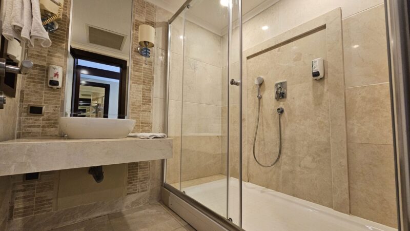 Gold City Hotel