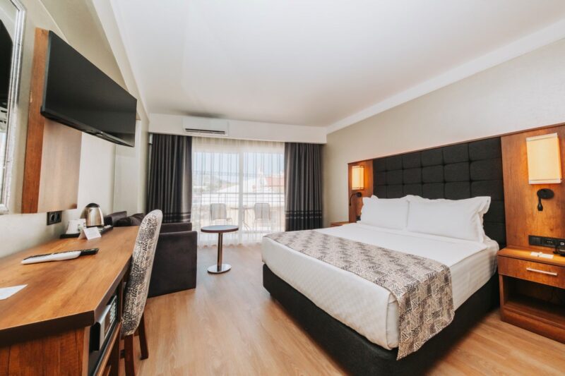 Grand Ideal Premium Hotel
