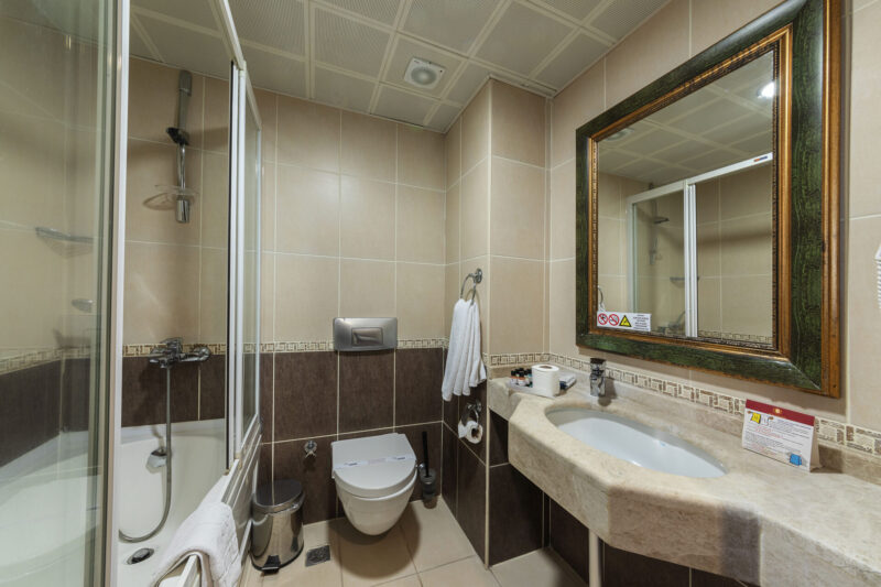 K Maris Hotel