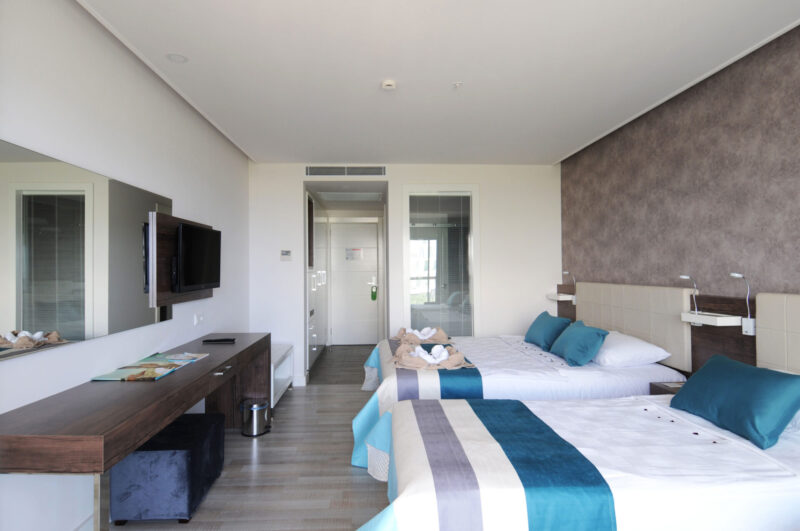 Lonicera West Hotel