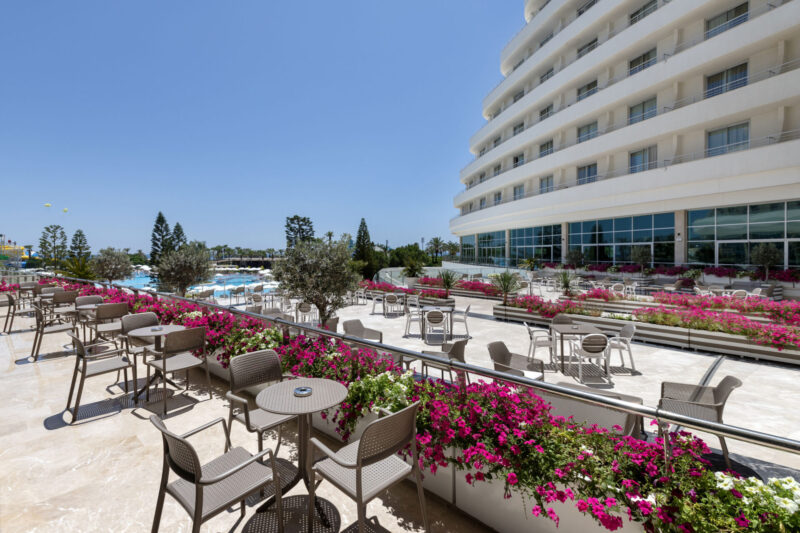 Miracle Resort