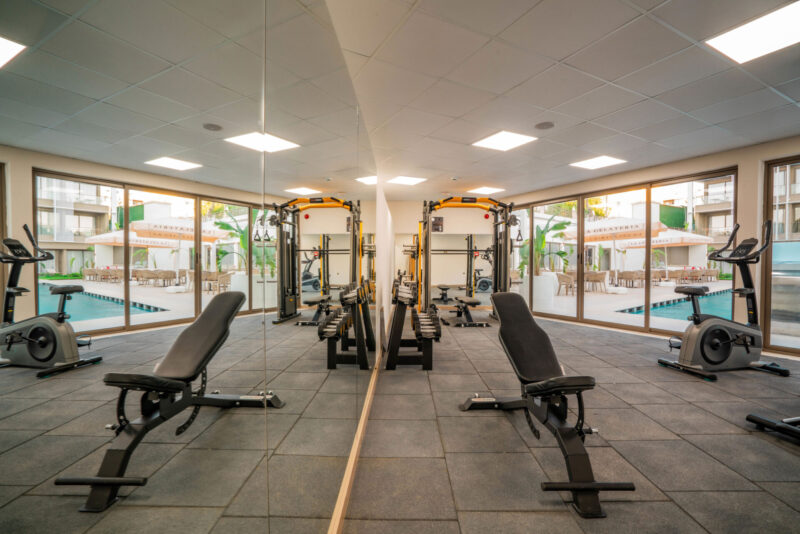 Prive Suite Side & Spa